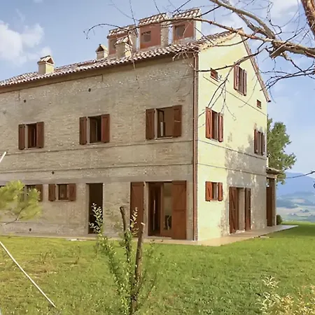villa Contrada Serrone