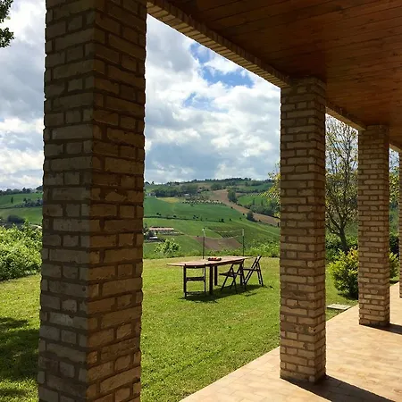 villa Contrada Serrone Montelparo